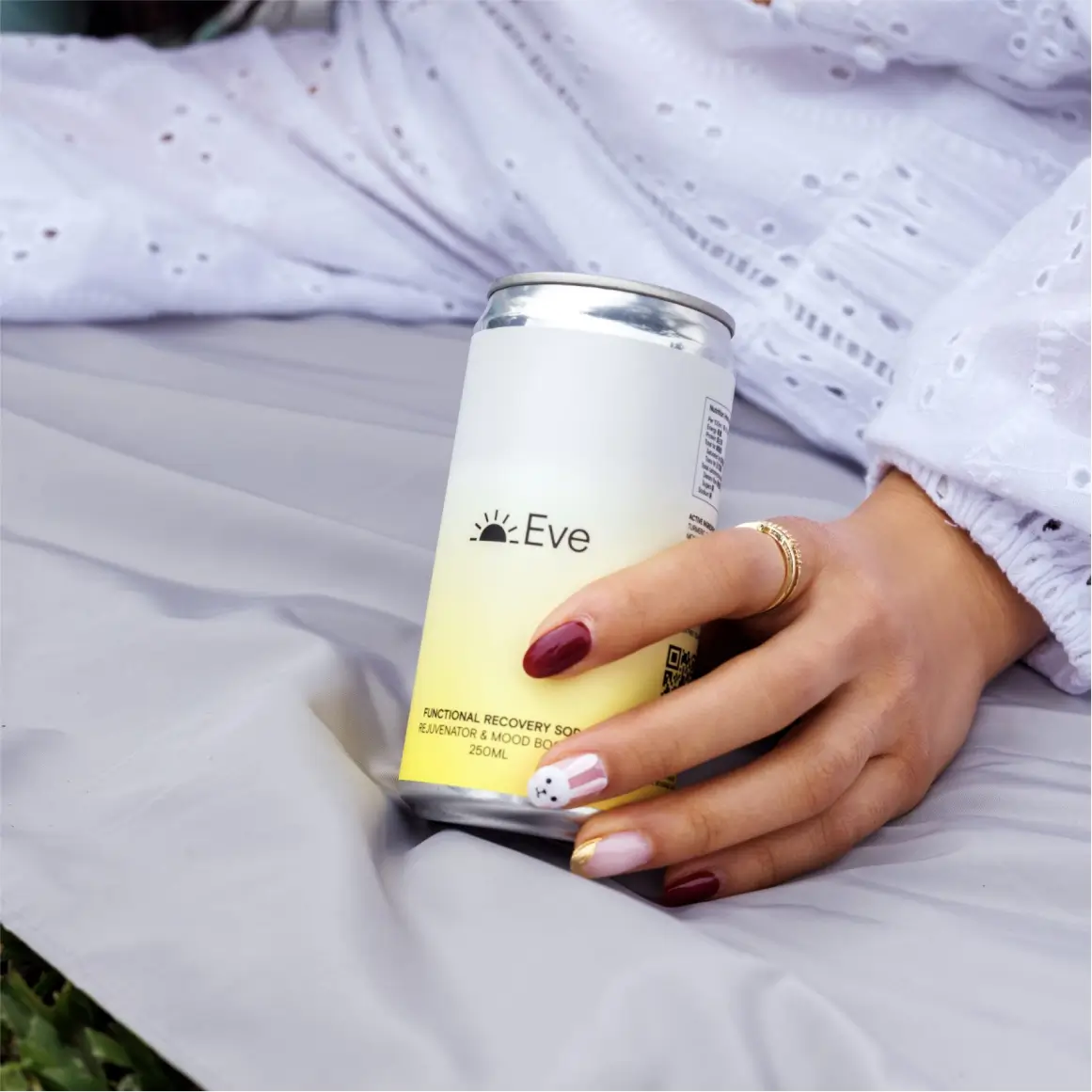 eve bliss press page drinks can
